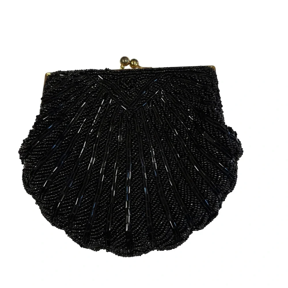 La Regale Black Beaded Shell Evening Clutch‎ Bag Vintage Kiss Lock Formal Purse